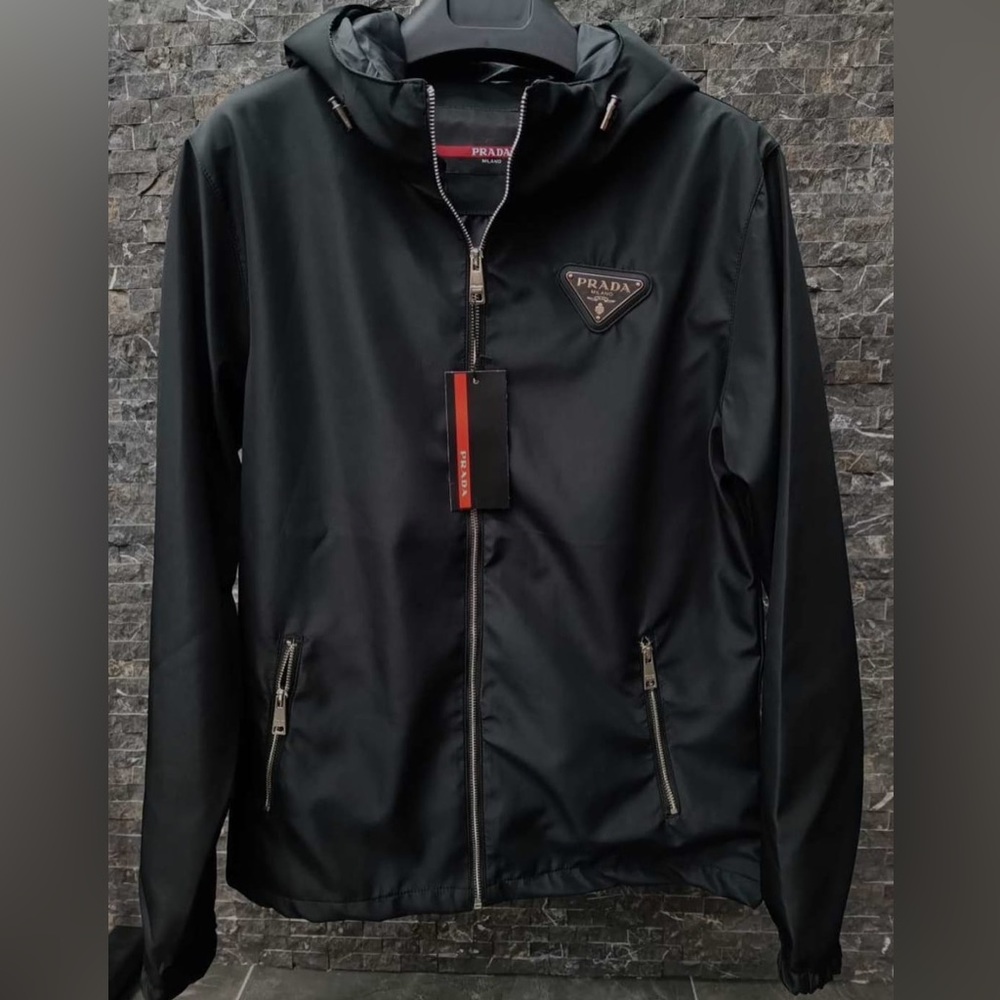 Prada lightweight jacket - Size L - Picture 2 of 4